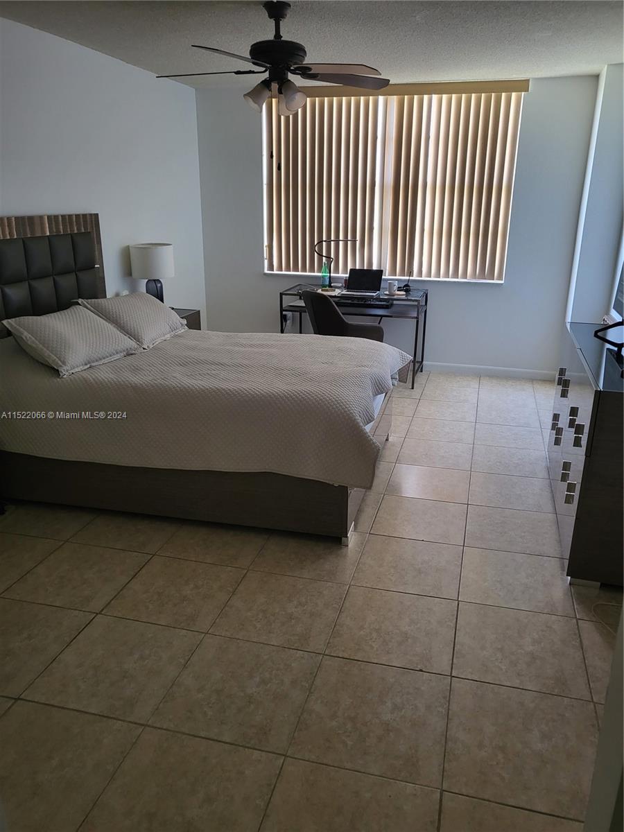 2851 183rd St, Aventura, FL, 33160 United States, 1 Bedroom Bedrooms, ,1 BathroomBathrooms,Residential,For Sale,183rd St,A11522066