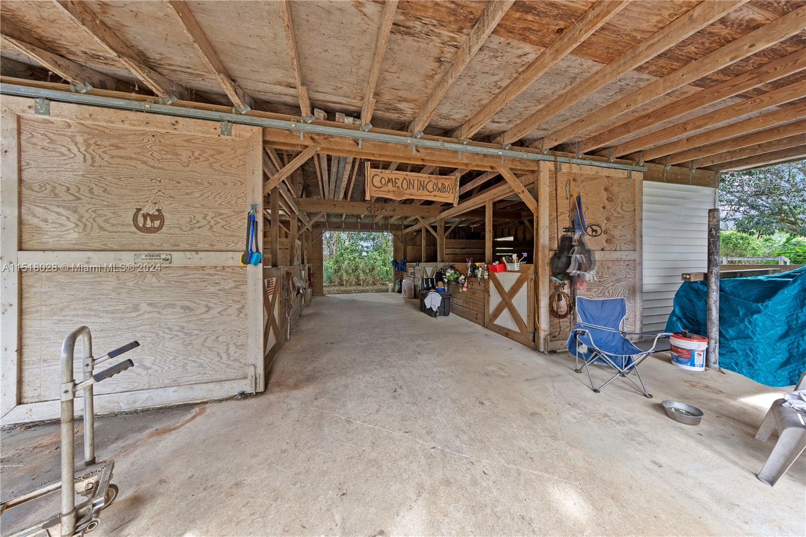 19525 SW 248 ST, Miami, Florida 33031, 4 Bedrooms Bedrooms, 7 Rooms Rooms,4 BathroomsBathrooms,Residential,For Sale,19525 SW 248 ST,A11518028