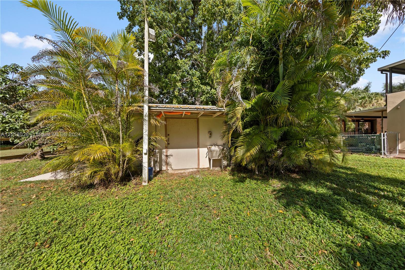 19525 SW 248 ST, Miami, Florida 33031, 4 Bedrooms Bedrooms, 7 Rooms Rooms,4 BathroomsBathrooms,Residential,For Sale,19525 SW 248 ST,A11518028