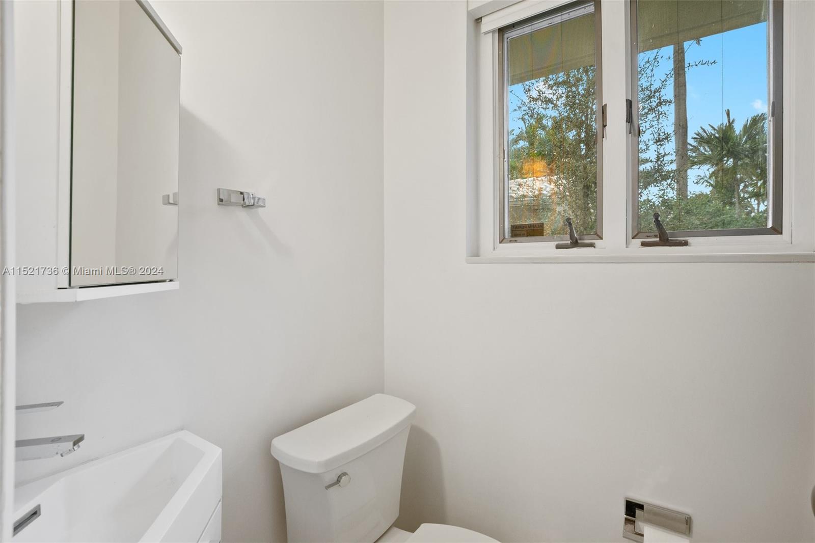 247 Bal Bay Dr, Bal Harbour, FL, 33154 United States, 4 Bedrooms Bedrooms, ,4 BathroomsBathrooms,Residential,For Sale,Bal Bay Dr,A11521736