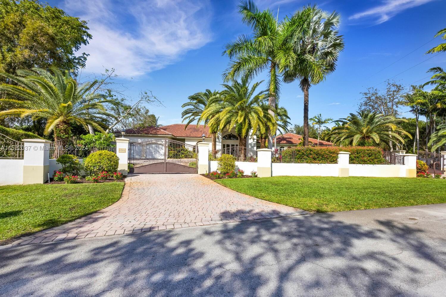 6705 122nd Dr, Pinecrest, FL, 33156 United States, 6 Bedrooms Bedrooms, ,6 BathroomsBathrooms,Residential,For Sale,122nd Dr,A11522037