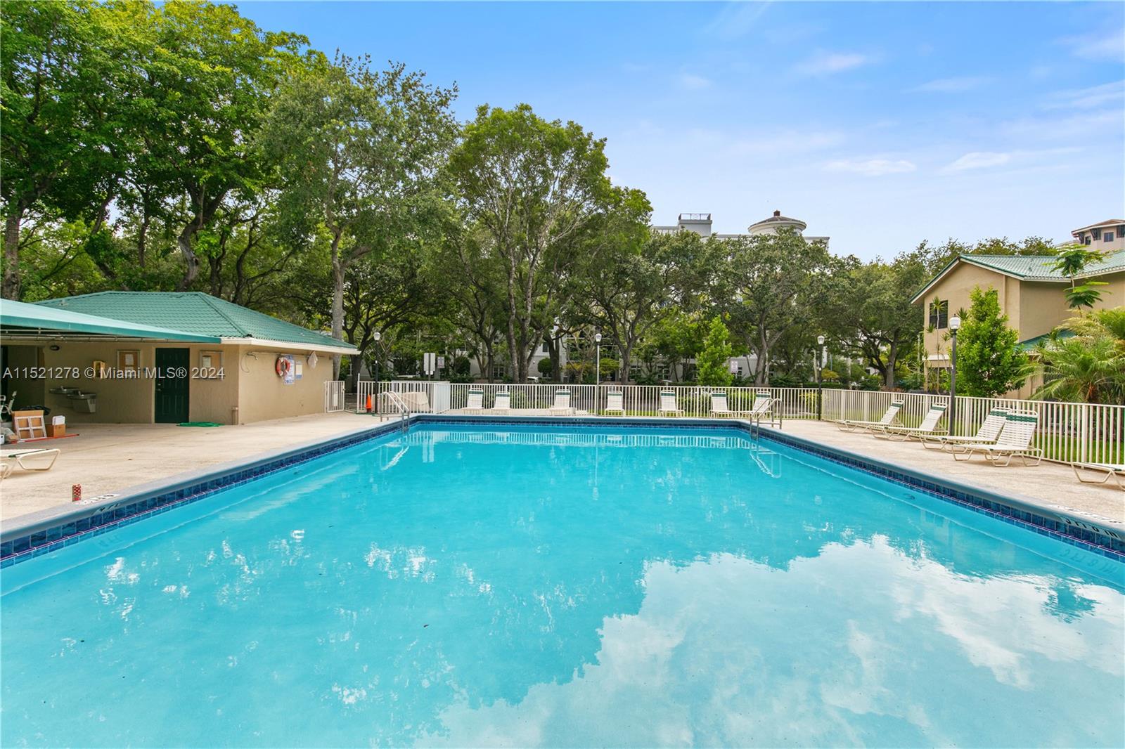 502 Westree Ln 4, Plantation, Florida 33324, 2 Bedrooms Bedrooms, ,2 BathroomsBathrooms,Residential,For Sale,502 Westree Ln 4,A11521278
