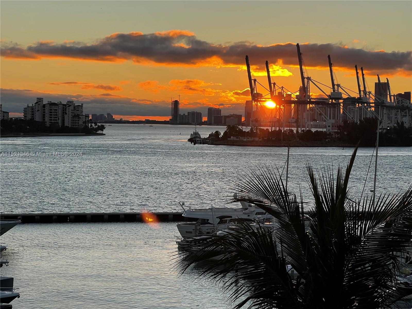 1000 Pointe Dr, Miami Beach, FL, 33139 United States, 3 Bedrooms Bedrooms, ,2 BathroomsBathrooms,Residential,For Sale,Pointe Dr,A11521346