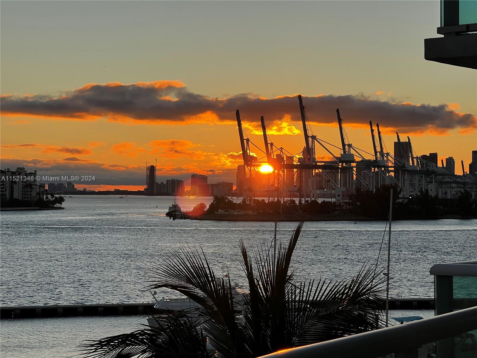 1000 Pointe Dr, Miami Beach, FL, 33139 United States, 3 Bedrooms Bedrooms, ,2 BathroomsBathrooms,Residential,For Sale,Pointe Dr,A11521346