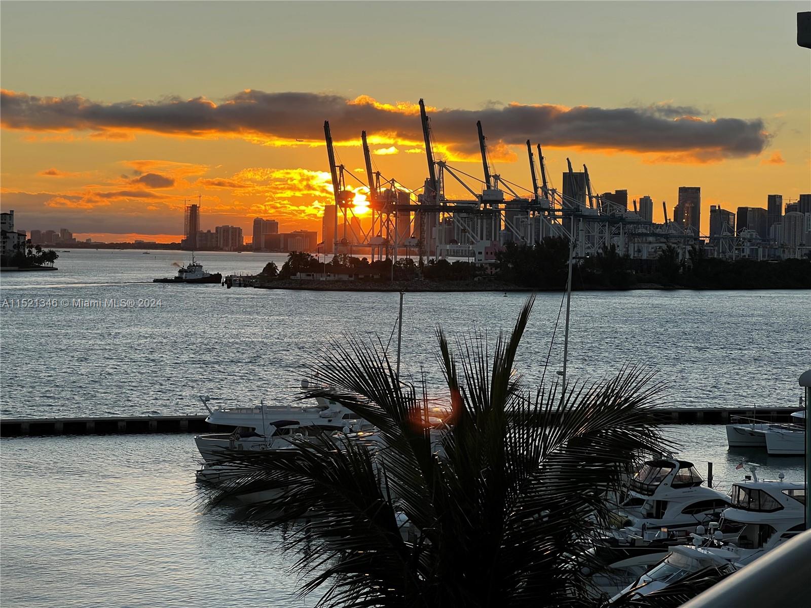 1000 Pointe Dr, Miami Beach, FL, 33139 United States, 3 Bedrooms Bedrooms, ,2 BathroomsBathrooms,Residential,For Sale,Pointe Dr,A11521346