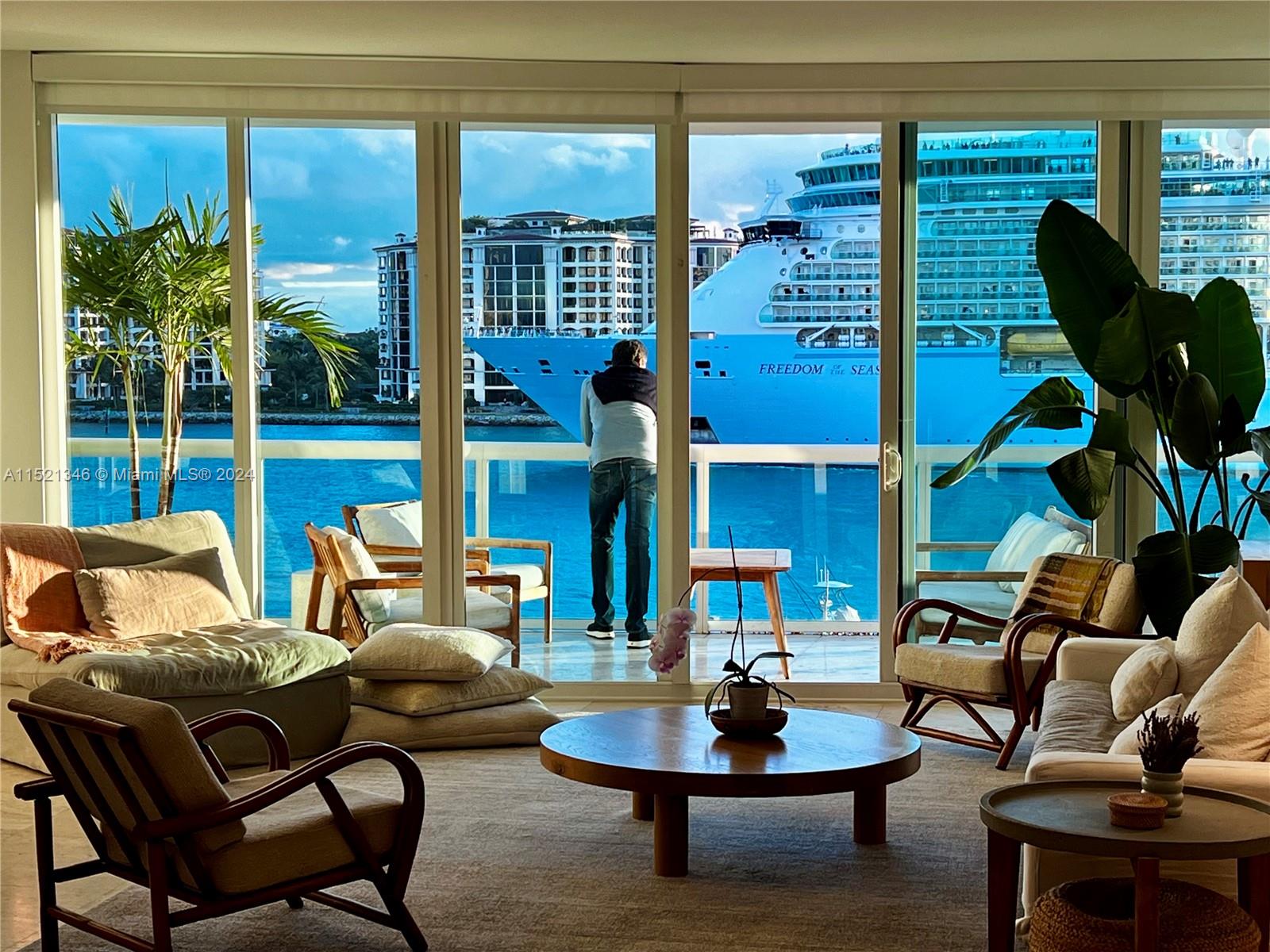 1000 Pointe Dr, Miami Beach, FL, 33139 United States, 3 Bedrooms Bedrooms, ,2 BathroomsBathrooms,Residential,For Sale,Pointe Dr,A11521346