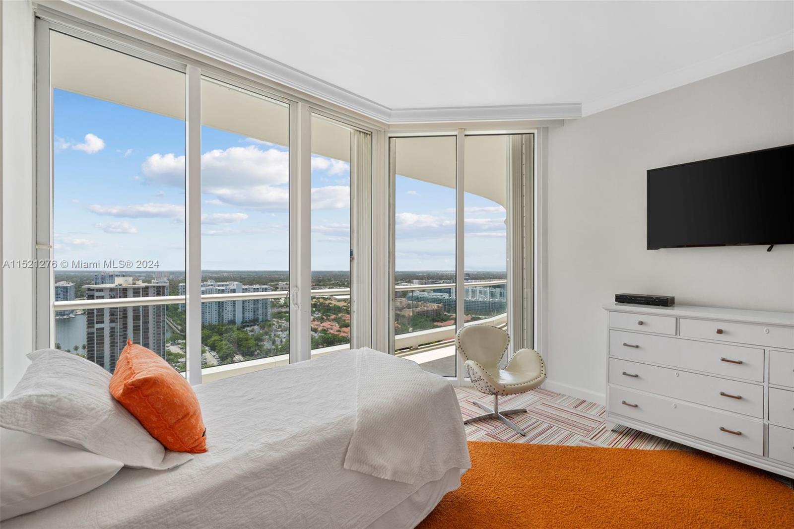Aventura, FL, 33160 United States, 3 Bedrooms Bedrooms, ,3 BathroomsBathrooms,Residential,For Sale,A11521276