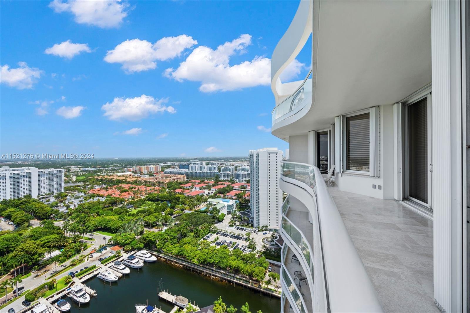 Aventura, FL, 33160 United States, 3 Bedrooms Bedrooms, ,3 BathroomsBathrooms,Residential,For Sale,A11521276
