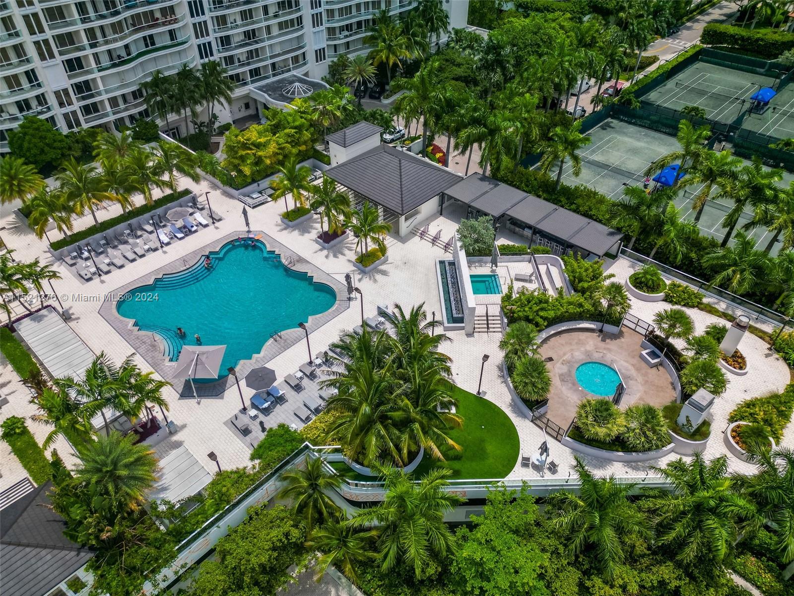 Aventura, FL, 33160 United States, 3 Bedrooms Bedrooms, ,3 BathroomsBathrooms,Residential,For Sale,A11521276