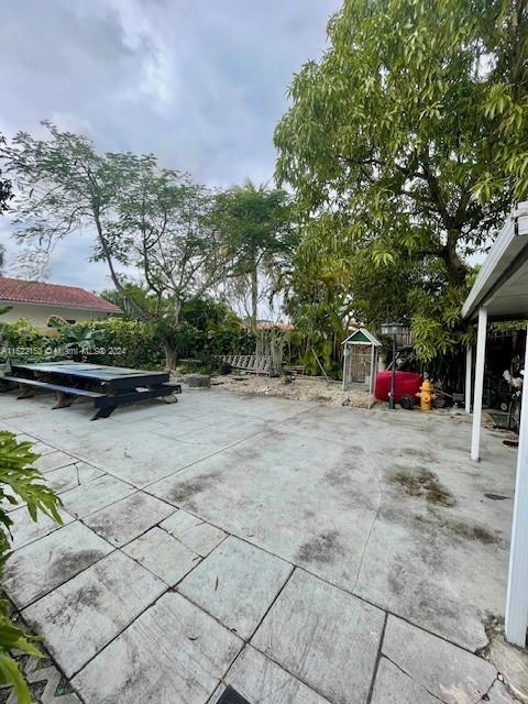 10275 34th St, Miami, FL, 33165 United States, 5 Bedrooms Bedrooms, ,3 BathroomsBathrooms,Residential,For Sale,34th St,A11522153