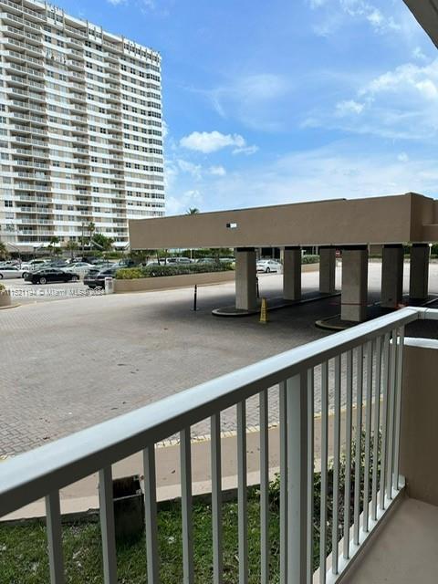 1980 S Ocean Dr MZH, Hallandale Beach, Florida 33009, 2 Bedrooms Bedrooms, ,2 BathroomsBathrooms,Residentiallease,For Rent,1980 S Ocean Dr MZH,A11521194