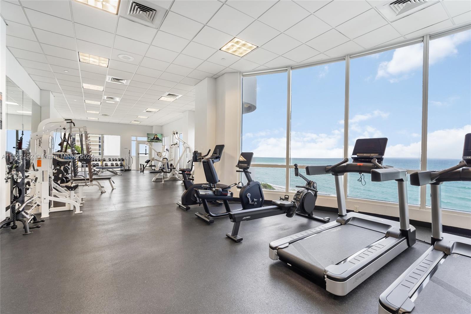 6365 Collins Ave 3011, Miami Beach, Florida 33141, 1 Bedroom Bedrooms, ,1 BathroomBathrooms,Residentiallease,For Rent,6365 Collins Ave 3011,A11522192