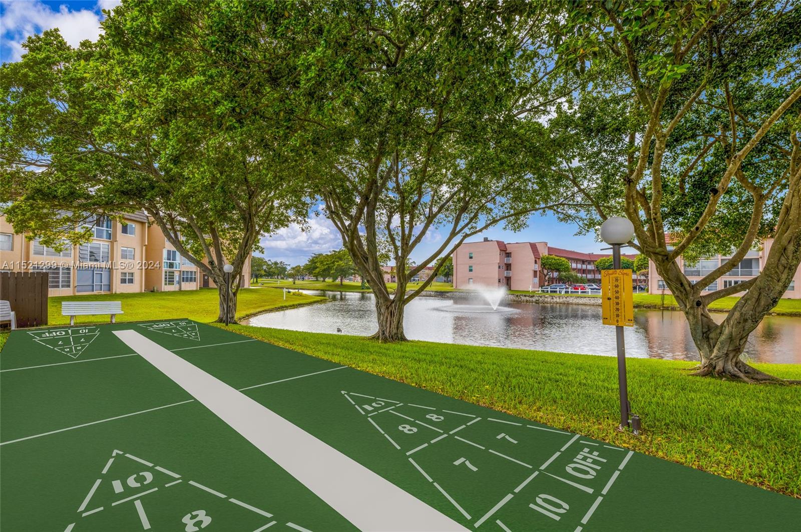 9101 Sunrise Lakes Blvd, Sunrise, FL, 33322 United States, 1 Bedroom Bedrooms, ,1 BathroomBathrooms,Residential,For Sale,Sunrise Lakes Blvd,A11521299