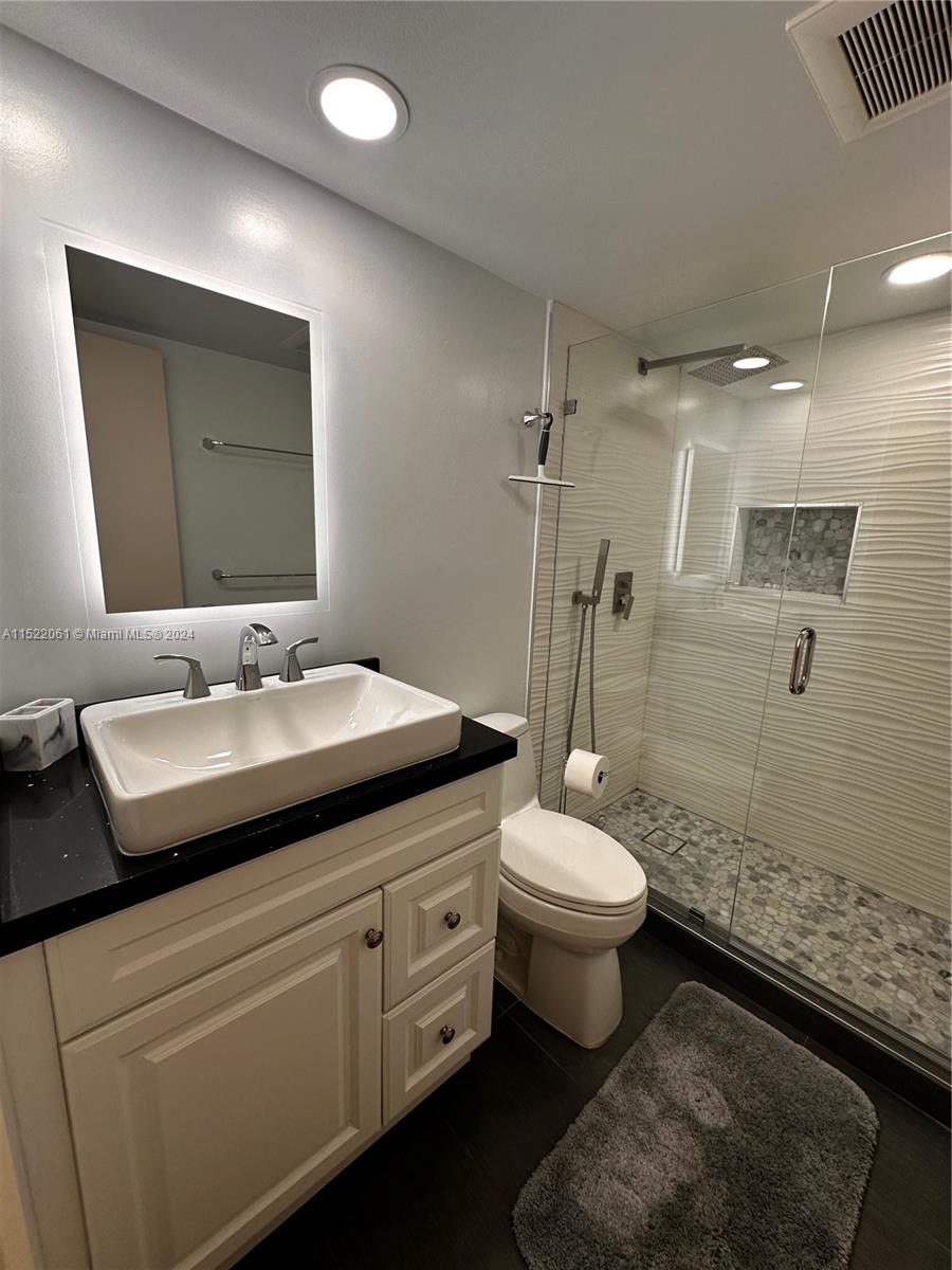4261 W Palm Aire Dr 207, Pompano Beach, Florida 33069, 3 Bedrooms Bedrooms, ,3 BathroomsBathrooms,Residentiallease,For Rent,4261 W Palm Aire Dr 207,A11522061