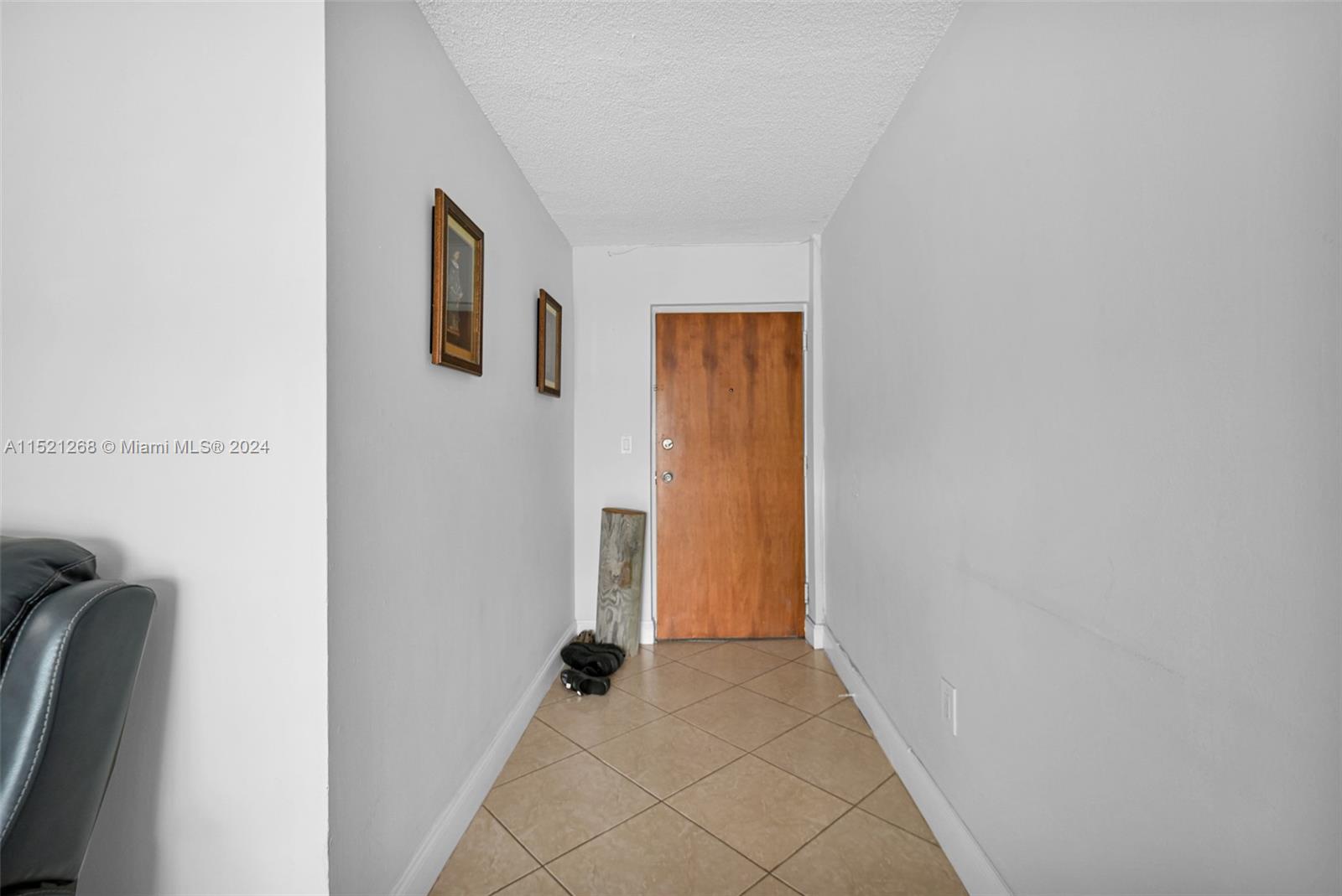 2920 SW 28th Ter 207, Miami, FL 33133, 2 Bedrooms Bedrooms, ,1 BathroomBathrooms,Residential,For Sale,28th Ter,A11521268