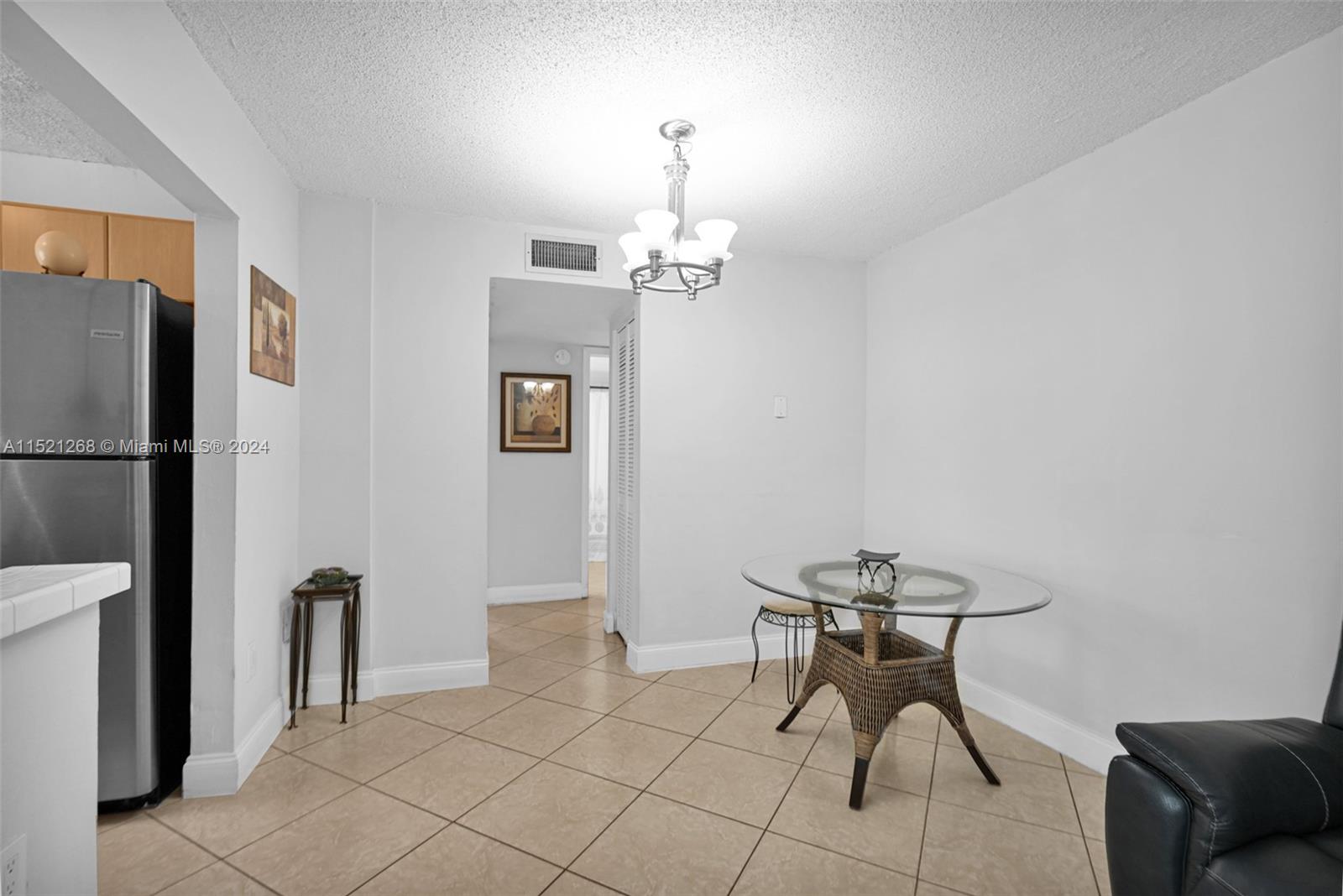 2920 SW 28th Ter 207, Miami, FL 33133, 2 Bedrooms Bedrooms, ,1 BathroomBathrooms,Residential,For Sale,28th Ter,A11521268