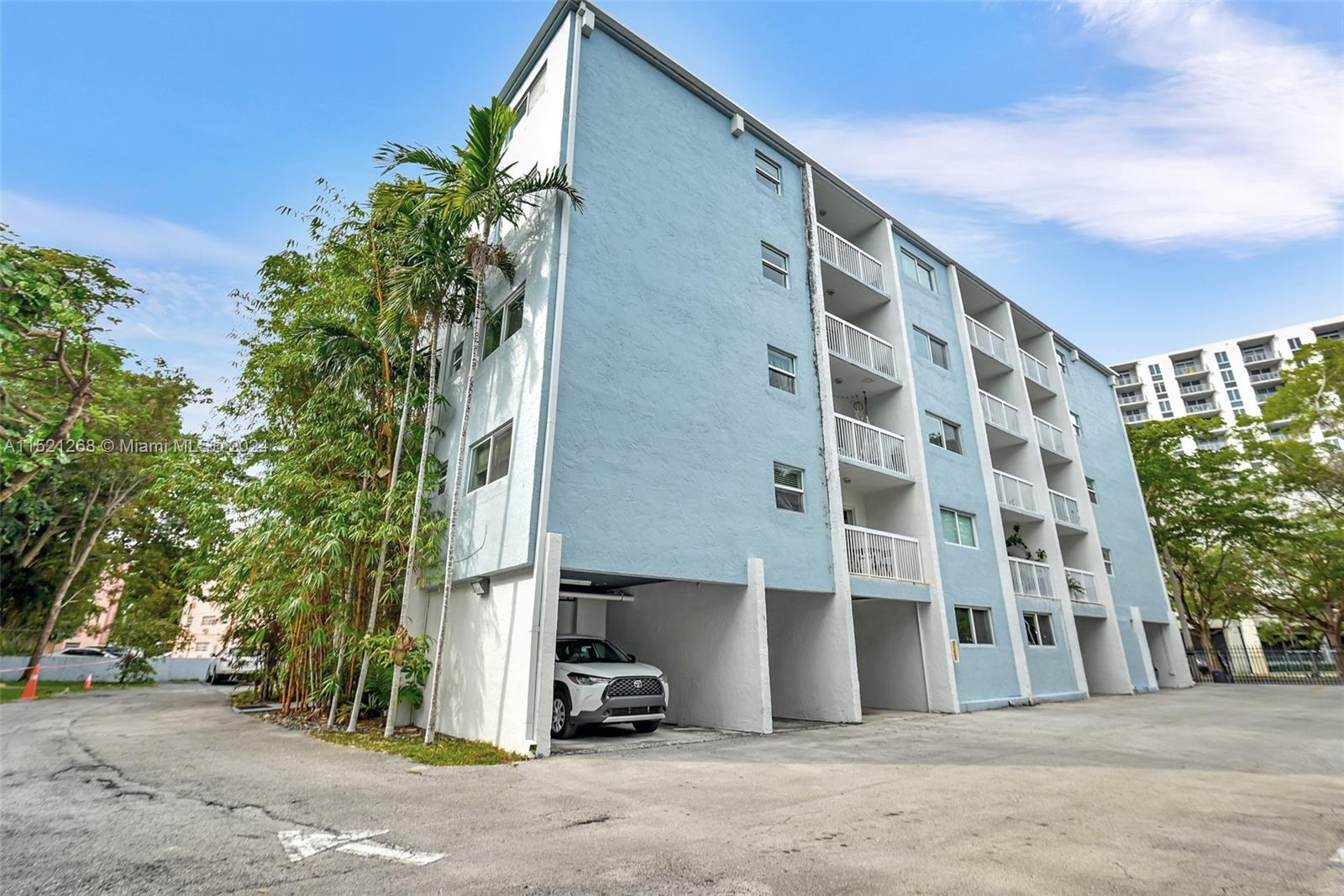 2920 SW 28th Ter 207, Miami, FL 33133, 2 Bedrooms Bedrooms, ,1 BathroomBathrooms,Residential,For Sale,28th Ter,A11521268