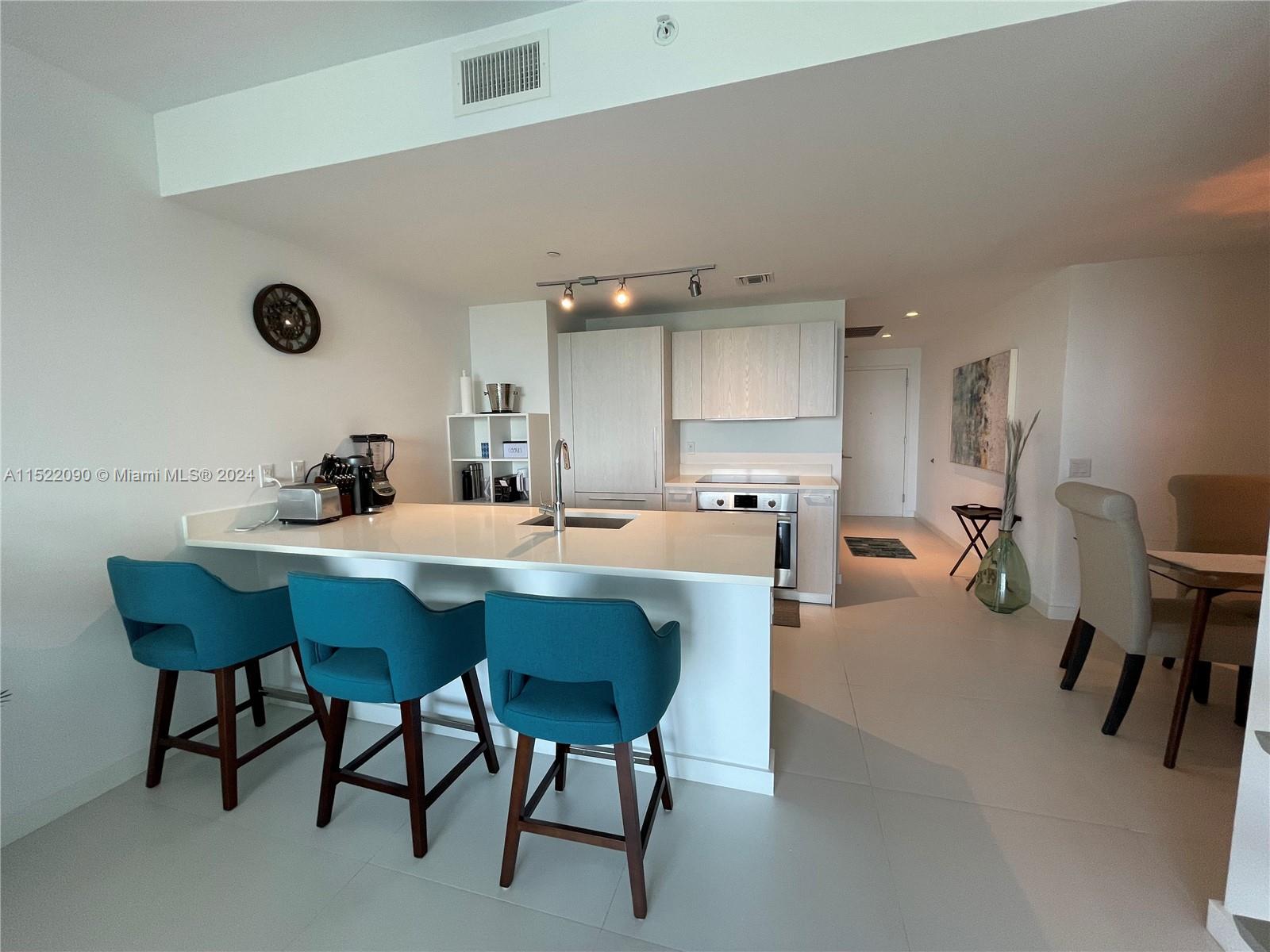 501 NE 31st St 710, Miami, Florida 33137, 2 Bedrooms Bedrooms, ,2 BathroomsBathrooms,Residentiallease,For Rent,501 NE 31st St 710,A11522090