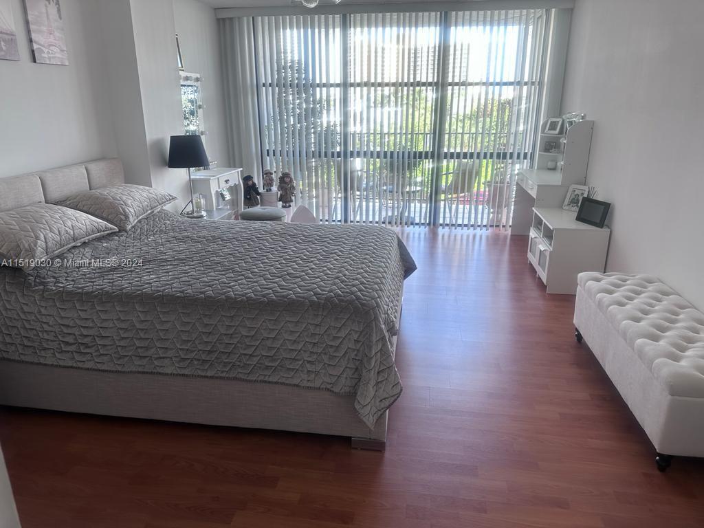 800 Parkview Dr 406, Hallandale Beach, Florida 33009, 1 Bedroom Bedrooms, ,1 BathroomBathrooms,Residentiallease,For Rent,800 Parkview Dr 406,A11519030
