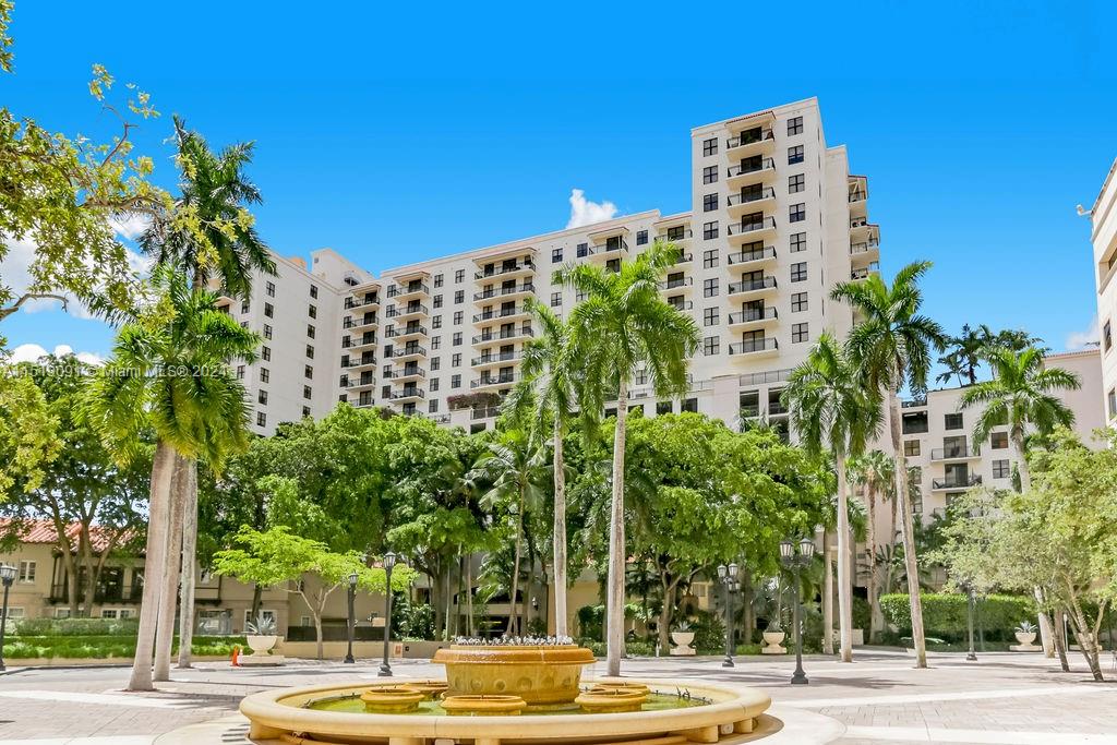 888 S Douglas Rd 102, Coral Gables, FL 33134, 1 Bedroom Bedrooms, ,1 BathroomBathrooms,Residential,For Sale,Douglas Rd,A11519091