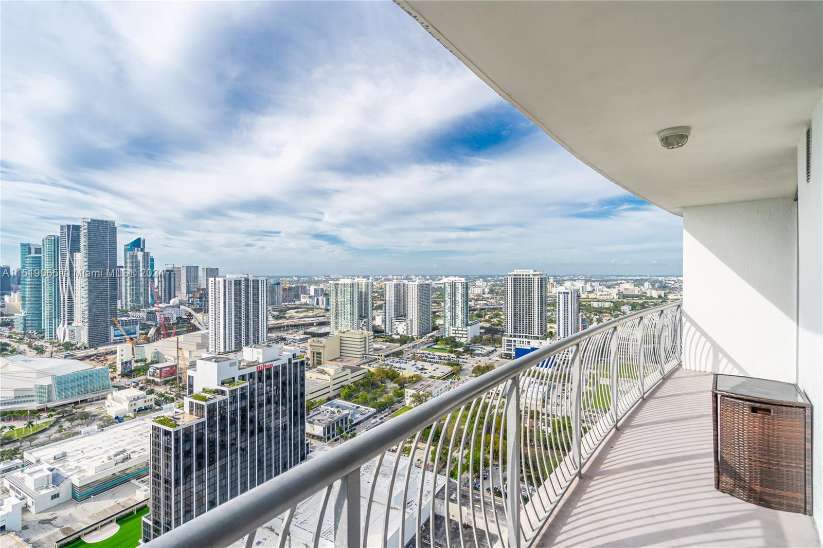 1750 Bayshore Dr, Miami, FL, 33132 United States, 1 Bedroom Bedrooms, ,1 BathroomBathrooms,Residential,For Sale,Bayshore Dr,A11519065