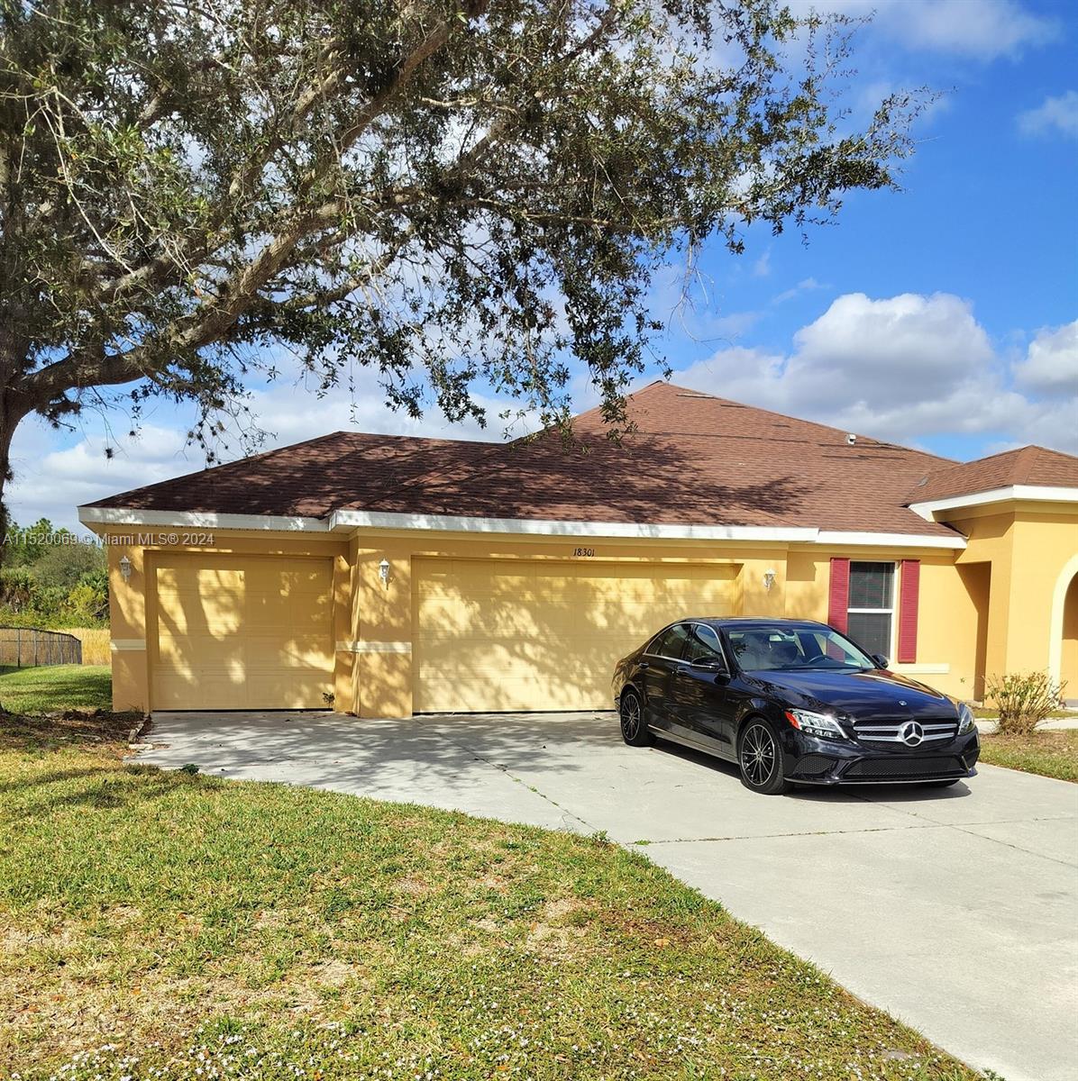 18301 PINE NUT CT, Lehigh Acres, FL, 33972 United States, 4 Bedrooms Bedrooms, ,2 BathroomsBathrooms,Residential,For Sale,PINE NUT CT,A11520069