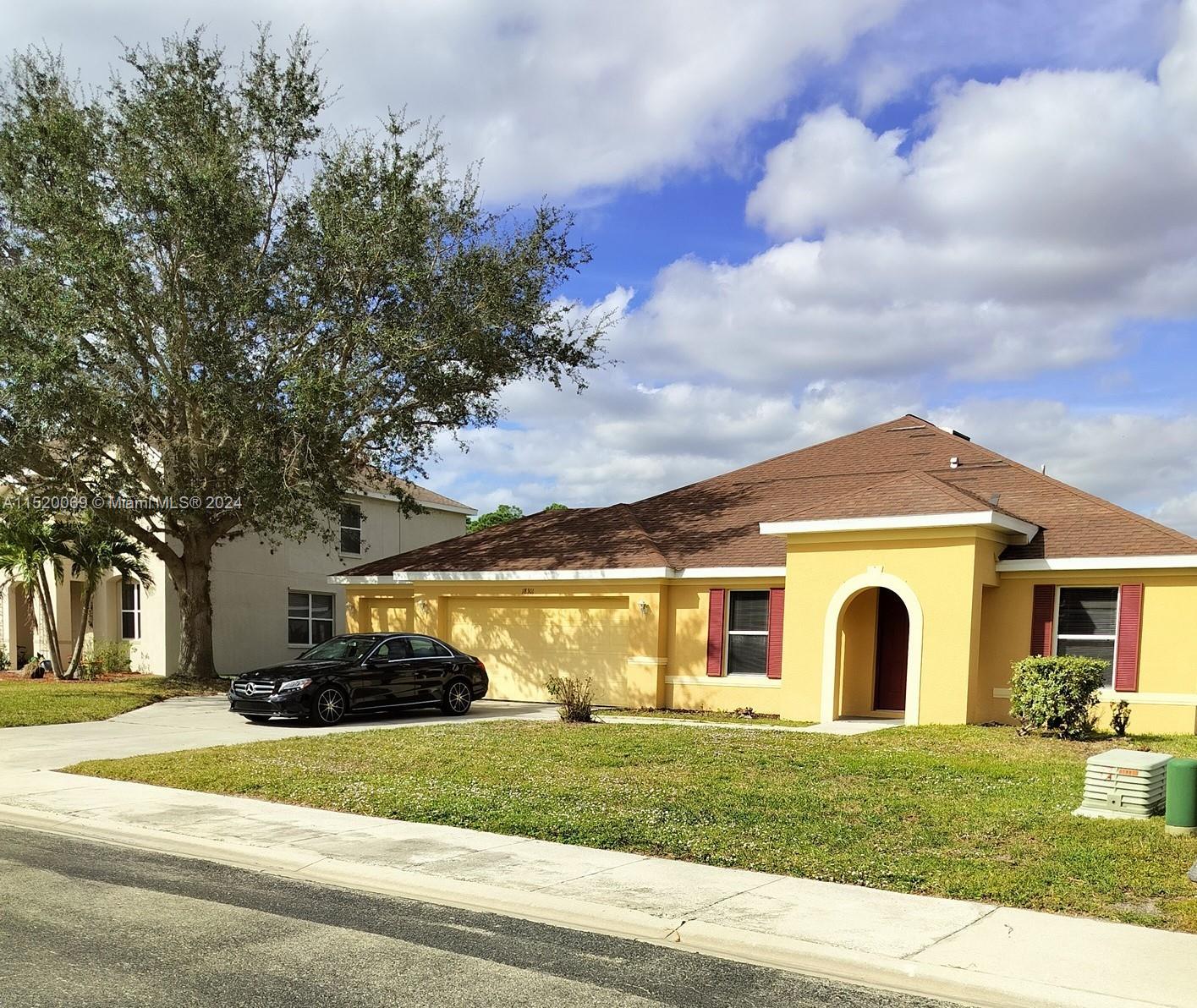 18301 PINE NUT CT, Lehigh Acres, FL, 33972 United States, 4 Bedrooms Bedrooms, ,2 BathroomsBathrooms,Residential,For Sale,PINE NUT CT,A11520069