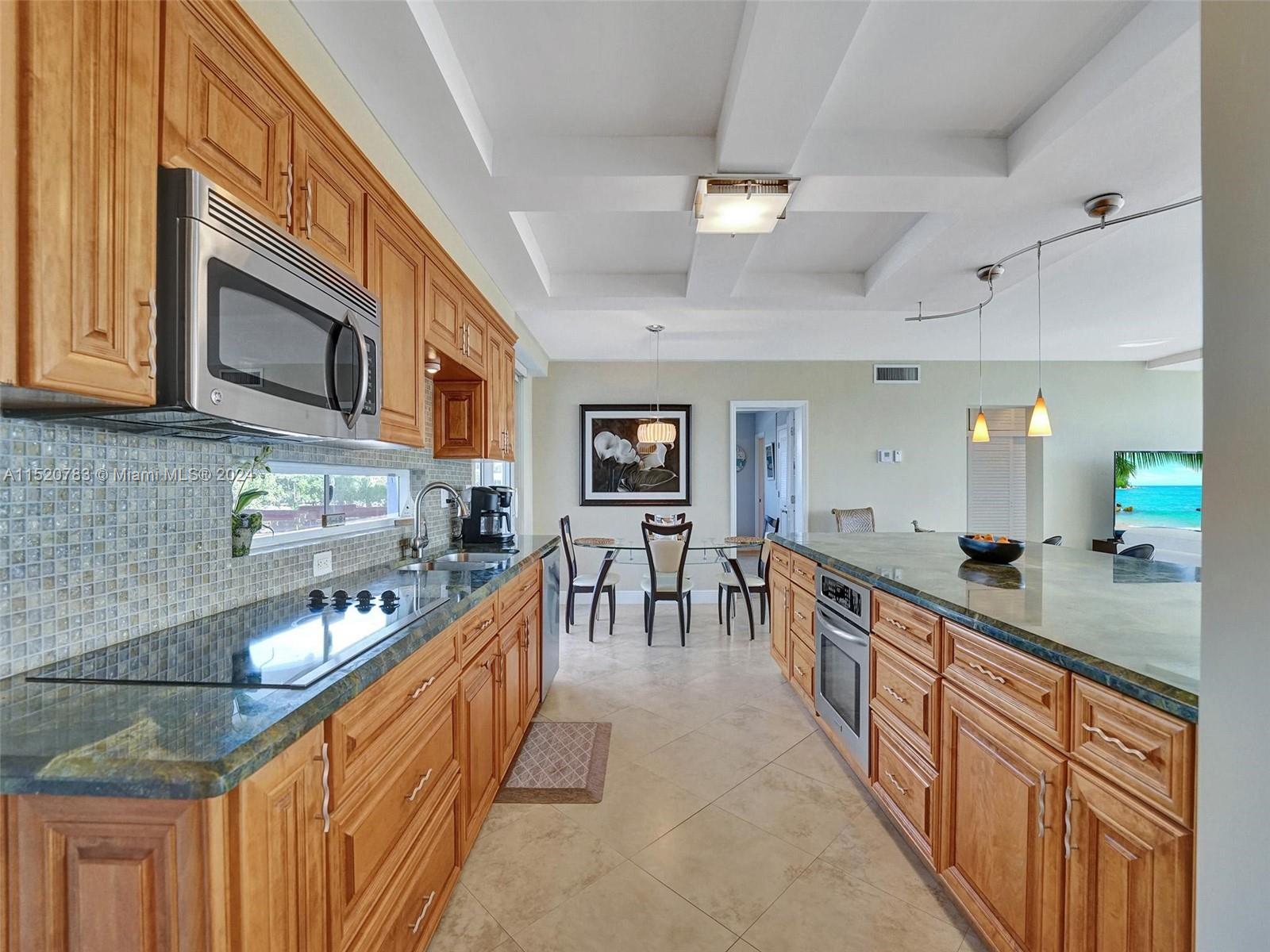 1530 Ocean Blvd, Lauderdale By The Sea, FL, 33062 United States, 2 Bedrooms Bedrooms, ,2 BathroomsBathrooms,Residential,For Sale,Ocean Blvd,A11520783