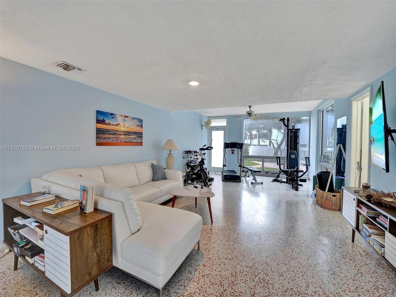 1530 Ocean Blvd, Lauderdale By The Sea, FL, 33062 United States, 2 Bedrooms Bedrooms, ,2 BathroomsBathrooms,Residential,For Sale,Ocean Blvd,A11520783