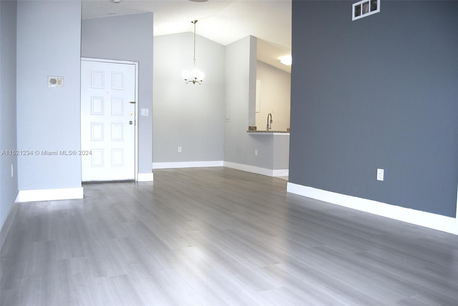 2810 N Oakland Forest Dr 313, Oakland Park, Florida 33309, 1 Bedroom Bedrooms, ,1 BathroomBathrooms,Residentiallease,For Rent,2810 N Oakland Forest Dr 313,A11521234