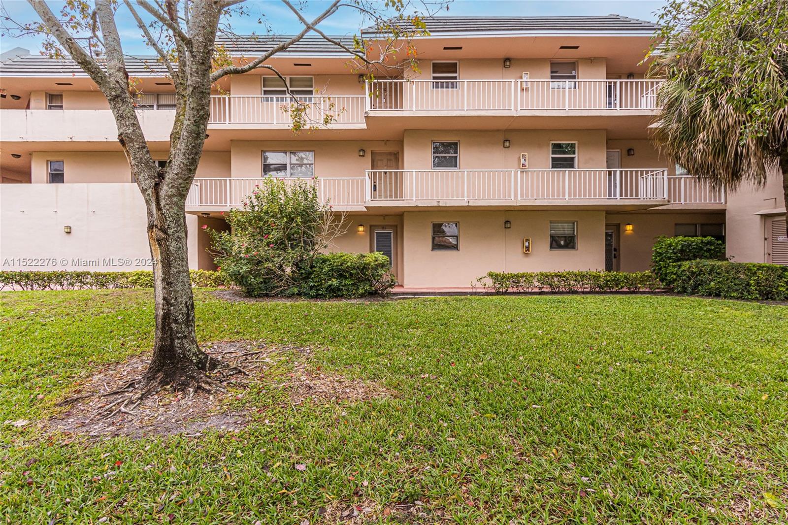 2850 Forest Hills Blvd, Coral Springs, FL, 33065 United States, 2 Bedrooms Bedrooms, ,2 BathroomsBathrooms,Residential,For Sale,Forest Hills Blvd,A11522276