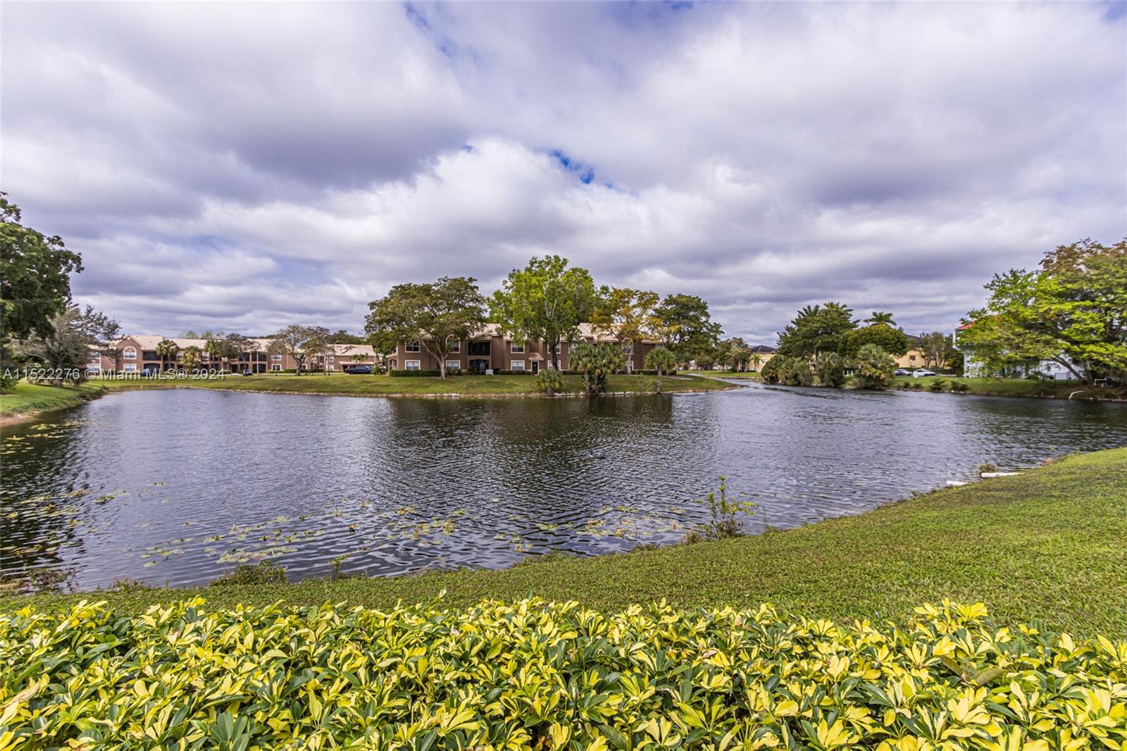 2850 Forest Hills Blvd 211, Coral Springs, Florida 33065, 2 Bedrooms Bedrooms, ,2 BathroomsBathrooms,Residential,For Sale,2850 Forest Hills Blvd 211,A11522276