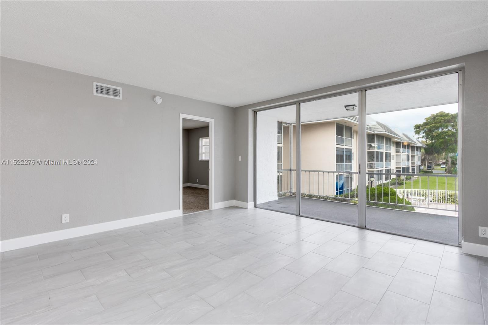 2850 Forest Hills Blvd, Coral Springs, FL, 33065 United States, 2 Bedrooms Bedrooms, ,2 BathroomsBathrooms,Residential,For Sale,Forest Hills Blvd,A11522276