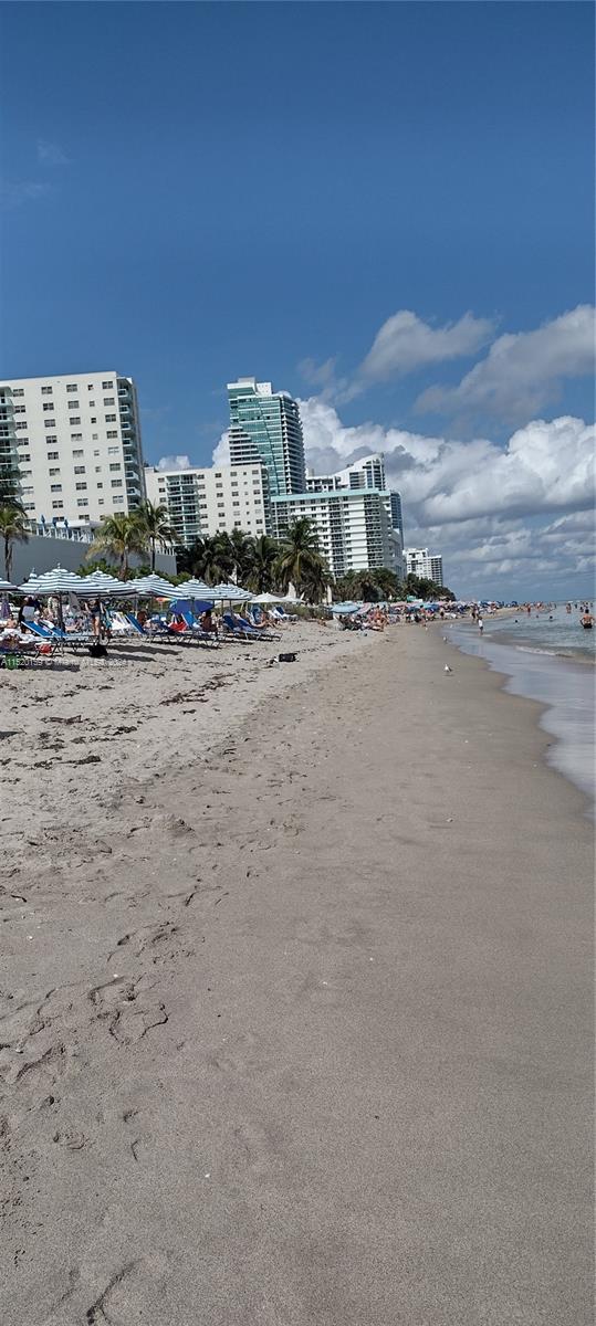 1600 Ocean Dr, Hollywood, FL, 33019 United States, 1 Bedroom Bedrooms, ,1 BathroomBathrooms,Residential,For Sale,Ocean Dr,A11520159