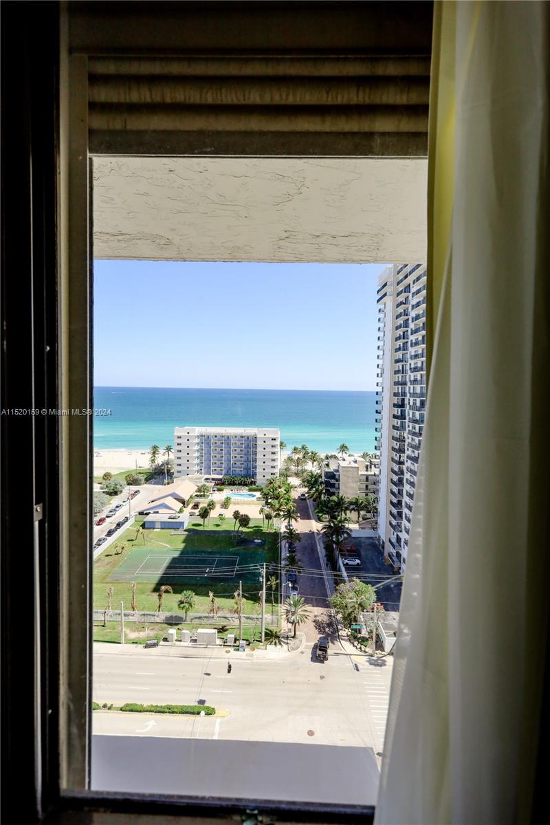 1600 Ocean Dr, Hollywood, FL, 33019 United States, 1 Bedroom Bedrooms, ,1 BathroomBathrooms,Residential,For Sale,Ocean Dr,A11520159