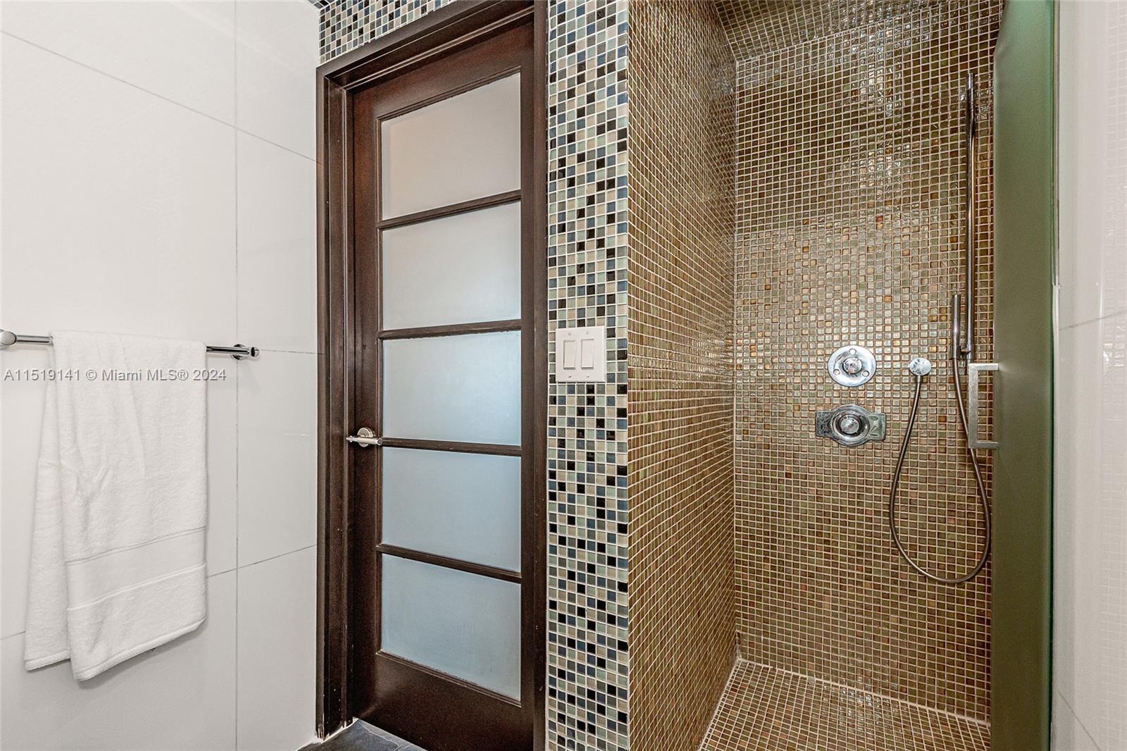 2301 Collins Ave 1605, Miami Beach, Florida 33139, 1 Bedroom Bedrooms, ,1 BathroomBathrooms,Residentiallease,For Rent,2301 Collins Ave 1605,A11519141