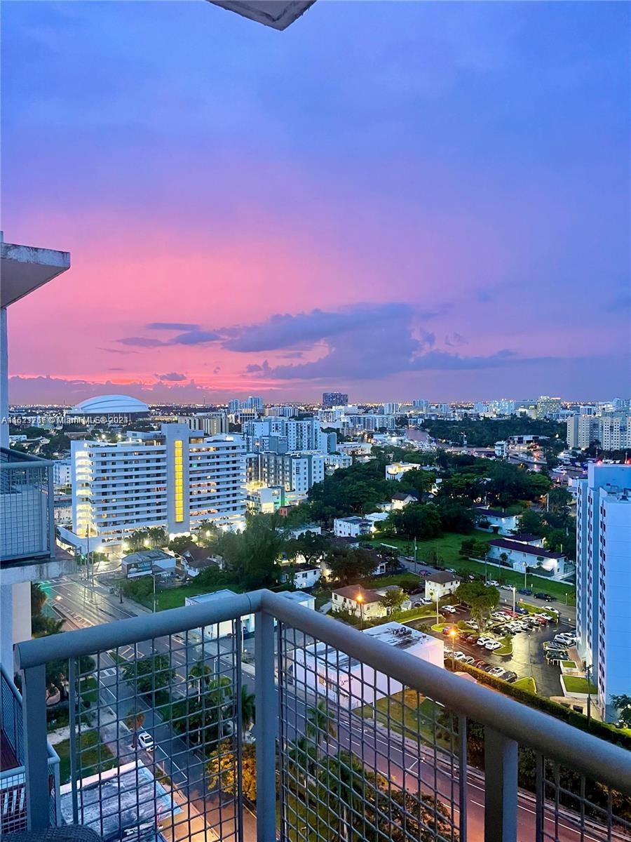 10 South River Dr, Miami, FL, 33130 United States, 1 Bedroom Bedrooms, ,1 BathroomBathrooms,Residential,For Sale,South River Dr,A11521717