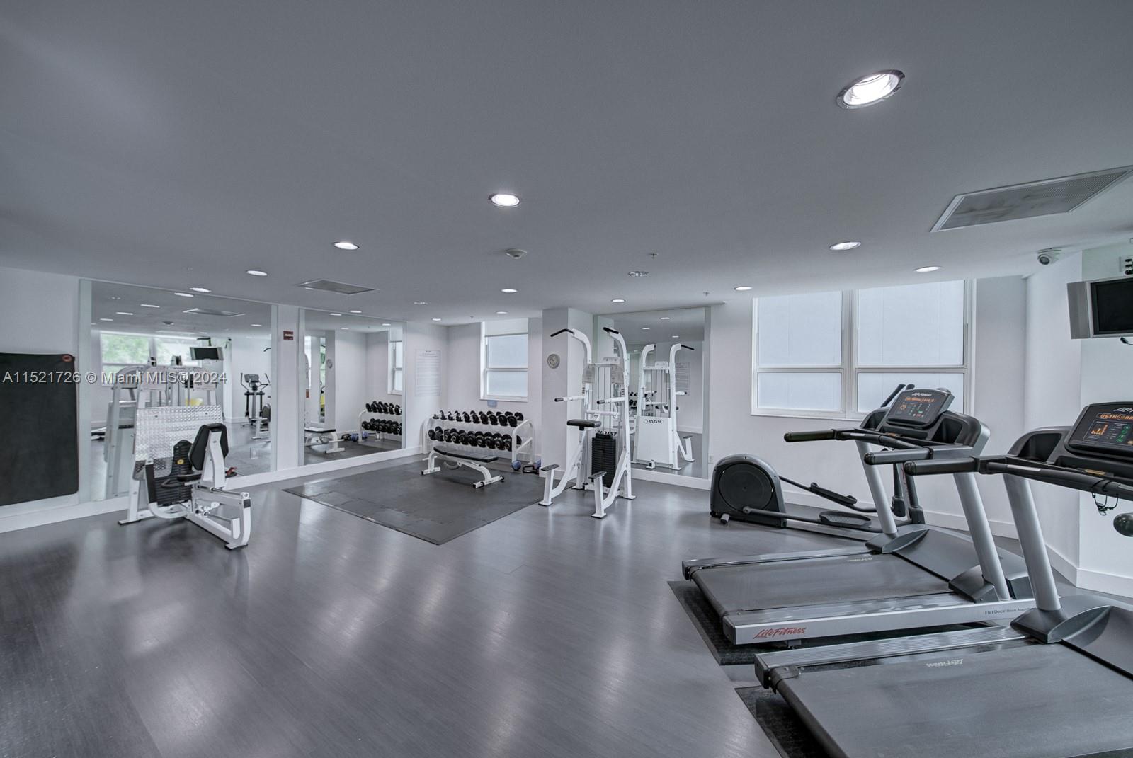 234 NE 3rd St 1004, Miami, Florida 33132, 1 Bedroom Bedrooms, ,1 BathroomBathrooms,Residentiallease,For Rent,234 NE 3rd St 1004,A11521726