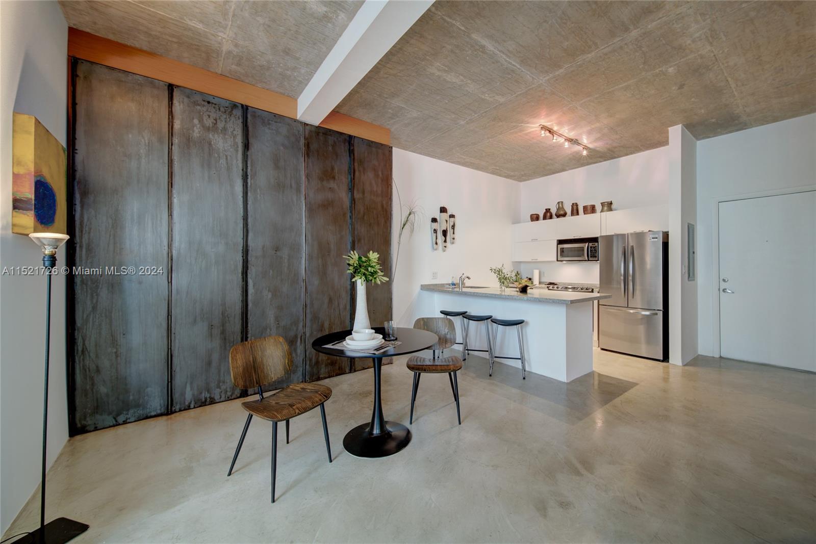 234 NE 3rd St 1004, Miami, Florida 33132, 1 Bedroom Bedrooms, ,1 BathroomBathrooms,Residentiallease,For Rent,234 NE 3rd St 1004,A11521726