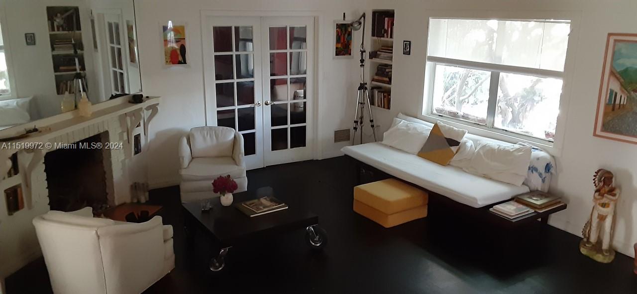 563 W 49th St, Miami Beach, Florida 33140, 3 Bedrooms Bedrooms, ,2 BathroomsBathrooms,Residential,For Sale,563 W 49th St,A11519972