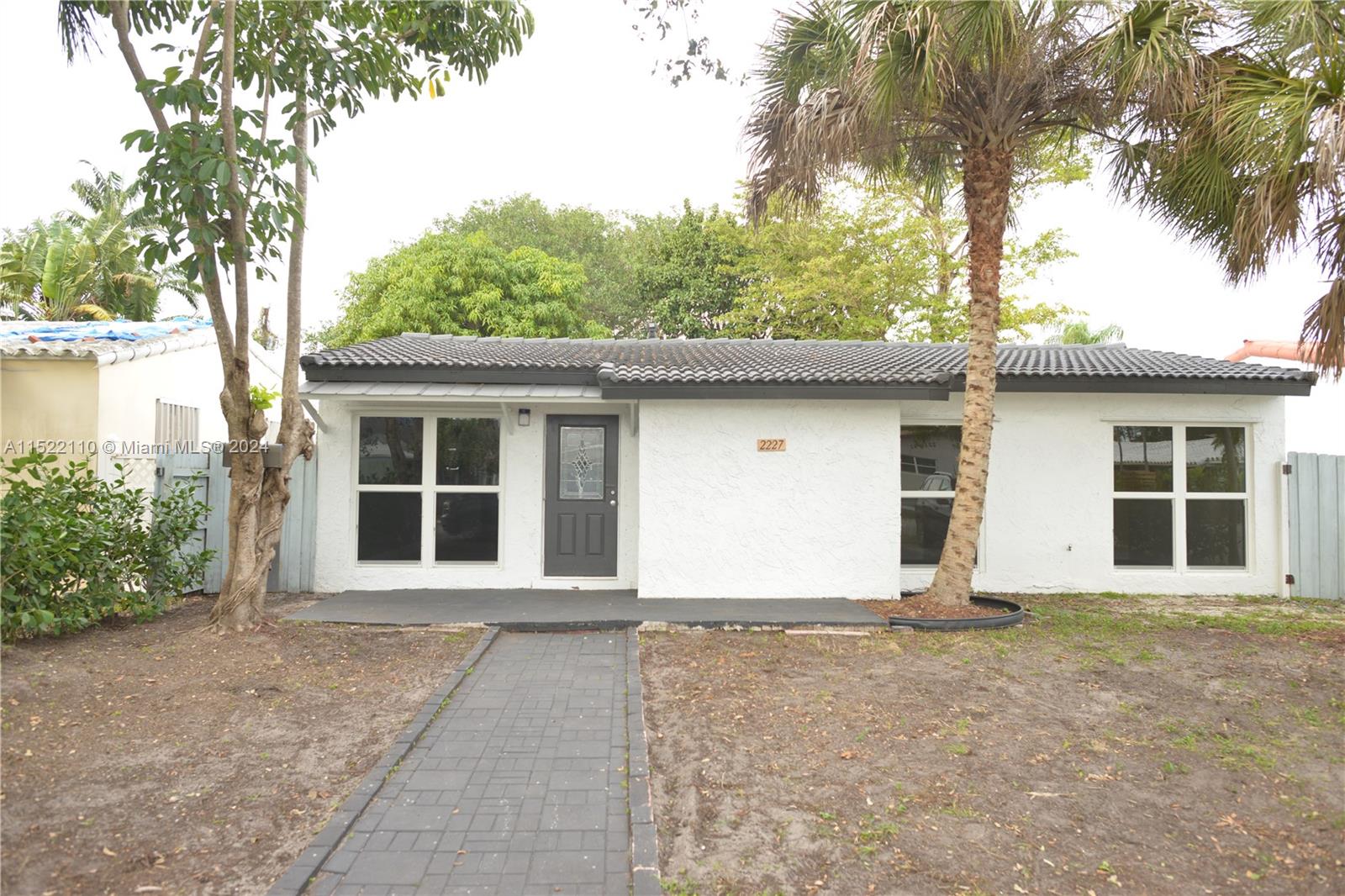 Undisclosed For Sale A11522110, FL