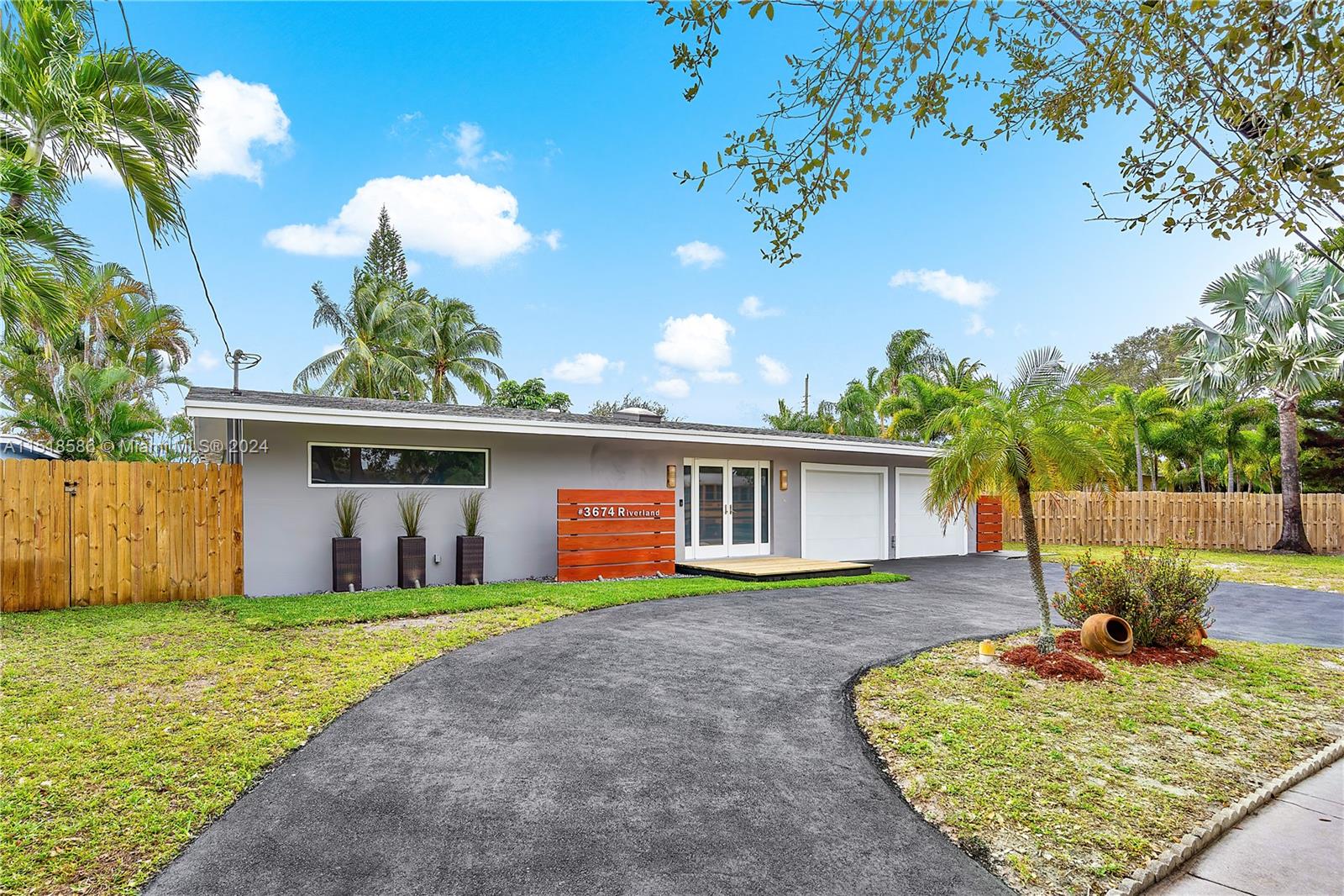 3674 Riverland Rd, Fort Lauderdale, FL, 33312 United States, 4 Bedrooms Bedrooms, ,3 BathroomsBathrooms,Residential,For Sale,Riverland Rd,A11518586