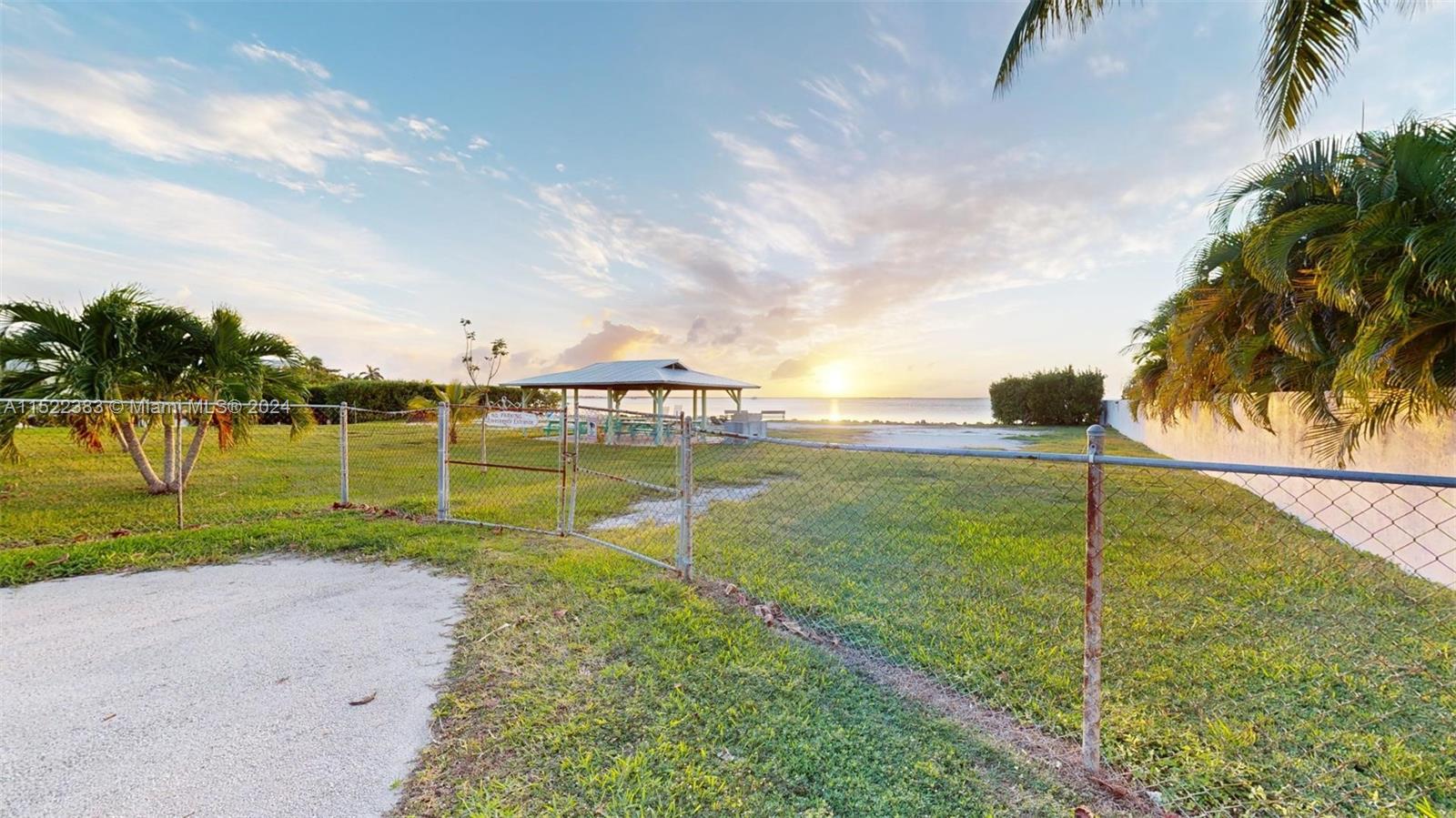 59 Tarpon Avenue, Key Largo, FL, 33037 United States, 2 Bedrooms Bedrooms, ,1 BathroomBathrooms,Residential,For Sale,Tarpon Avenue,A11522383