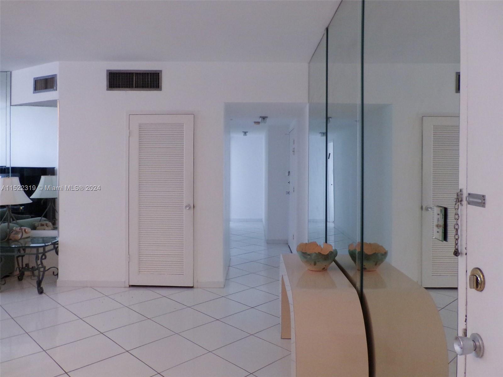 4747 Collins Ave, Miami Beach, FL, 33140 United States, 2 Bedrooms Bedrooms, ,2 BathroomsBathrooms,Residential,For Sale,Collins Ave,A11522319