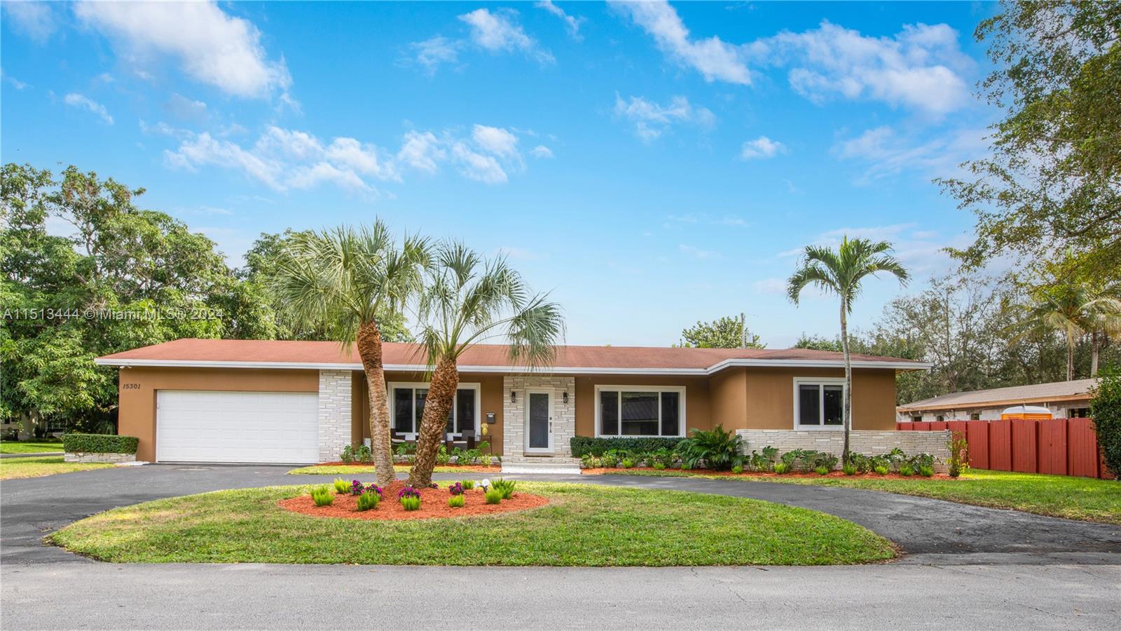 15301 83rd Ave, Palmetto Bay, FL, 33157 United States, 4 Bedrooms Bedrooms, ,2 BathroomsBathrooms,Residential,For Sale,83rd Ave,A11513444