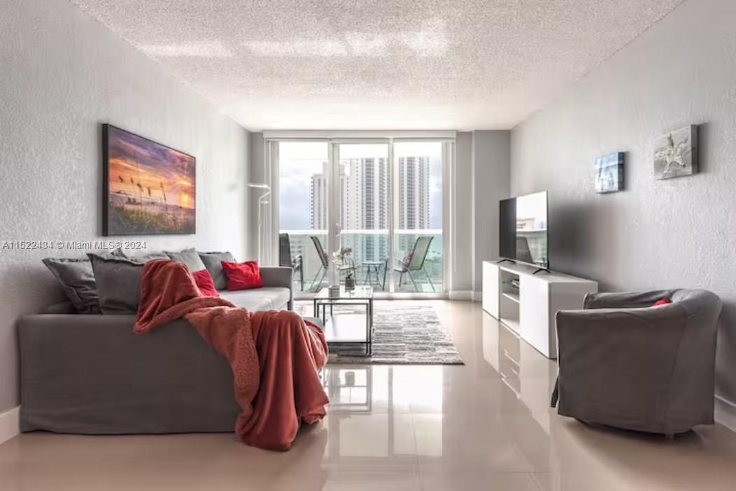 19370 Collins Ave, Sunny Isles Beach, FL, 33160 United States, 1 Bedroom Bedrooms, ,1 BathroomBathrooms,Residential,For Sale,Collins Ave,A11522434