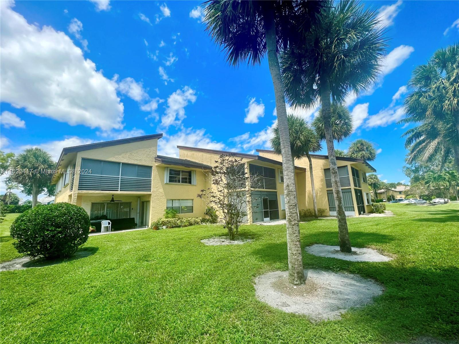 8725 Azalea Ct, Tamarac, FL, 33321 United States, 2 Bedrooms Bedrooms, ,2 BathroomsBathrooms,Residential,For Sale,Azalea Ct,A11522417