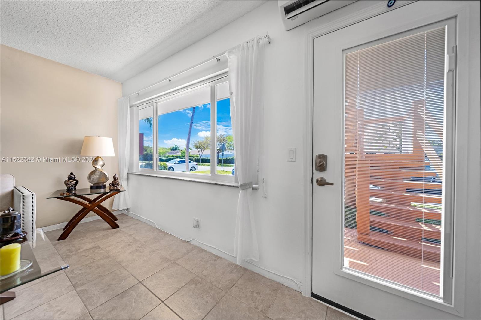 1050 SW 11th St 3L, Hallandale Beach, Florida 33009, 1 Bedroom Bedrooms, ,1 BathroomBathrooms,Residential,For Sale,1050 SW 11th St 3L,A11522342