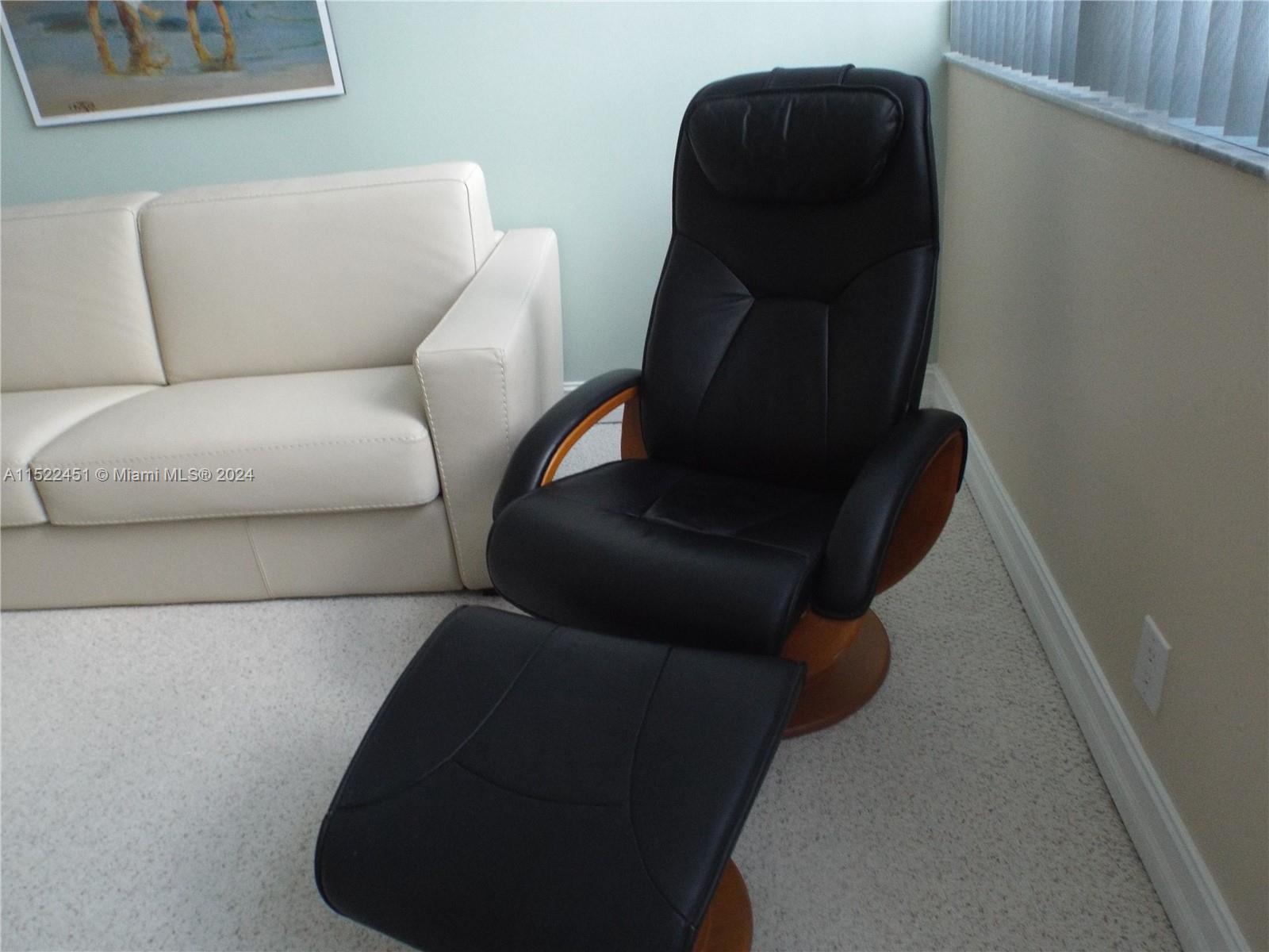 1880 S Ocean Dr 408, Hallandale Beach, Florida 33009, 2 Bedrooms Bedrooms, ,2 BathroomsBathrooms,Residential,For Sale,1880 S Ocean Dr 408,A11522451