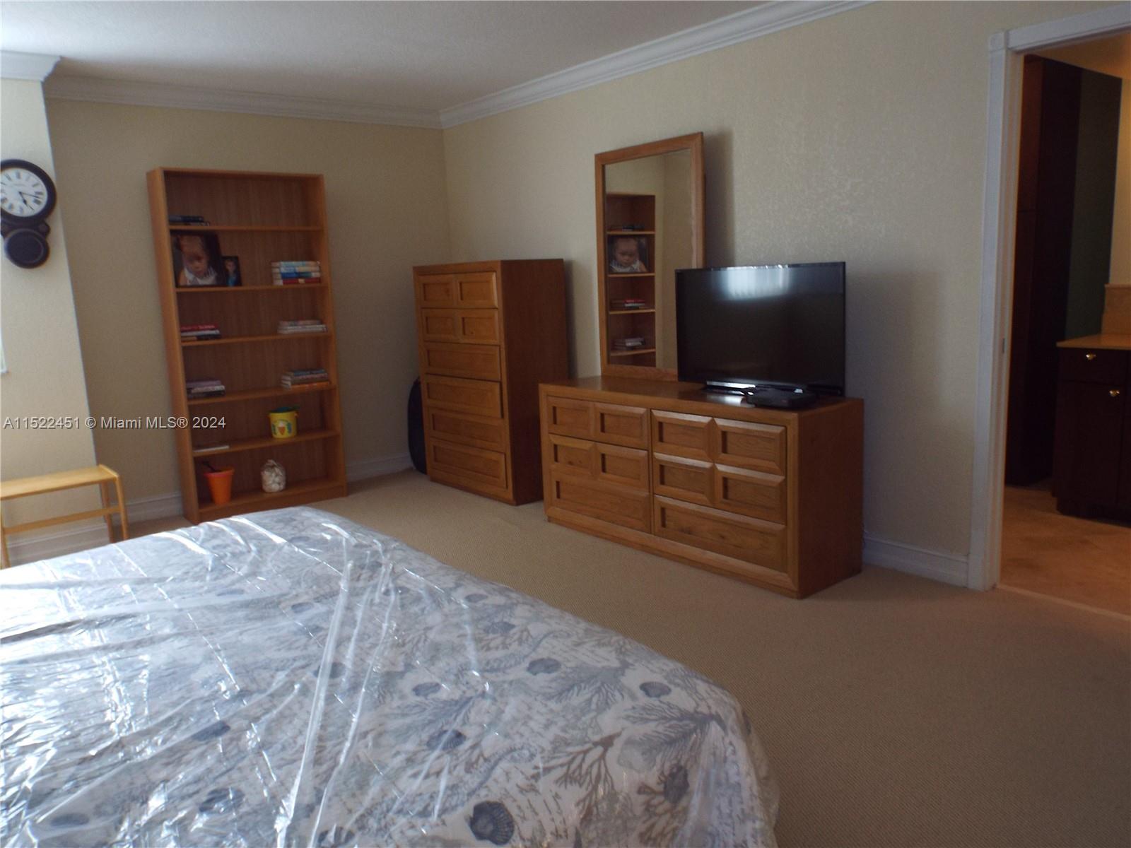 1880 Ocean Dr, Hallandale Beach, FL, 33009 United States, 2 Bedrooms Bedrooms, ,2 BathroomsBathrooms,Residential,For Sale,Ocean Dr,A11522451